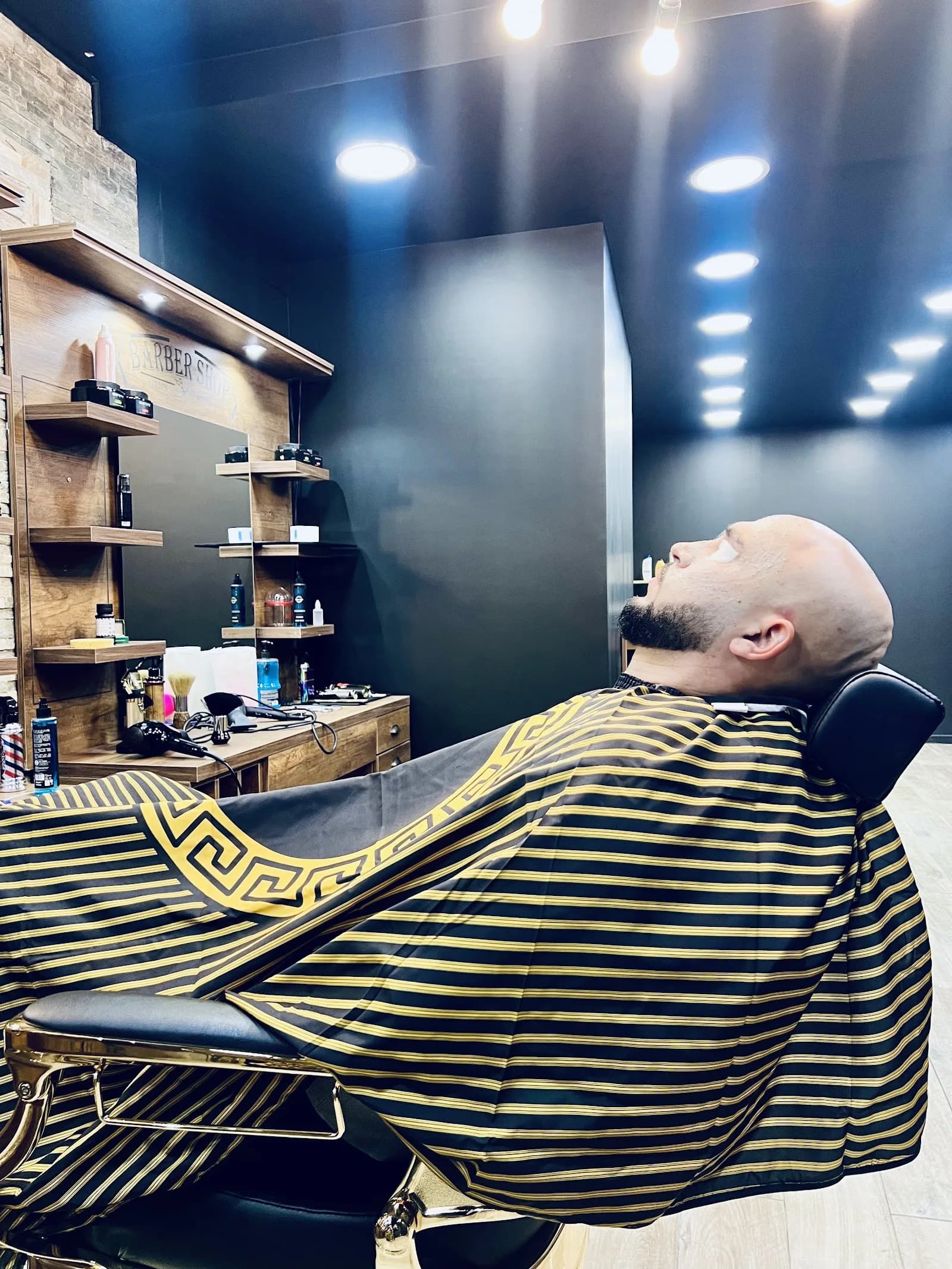Taille de barbe · vapeur