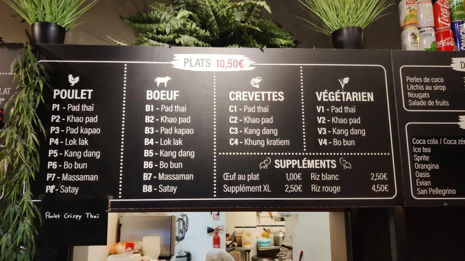 L'ardoise de la maison, telle qu'elle est affichée au comptoir.