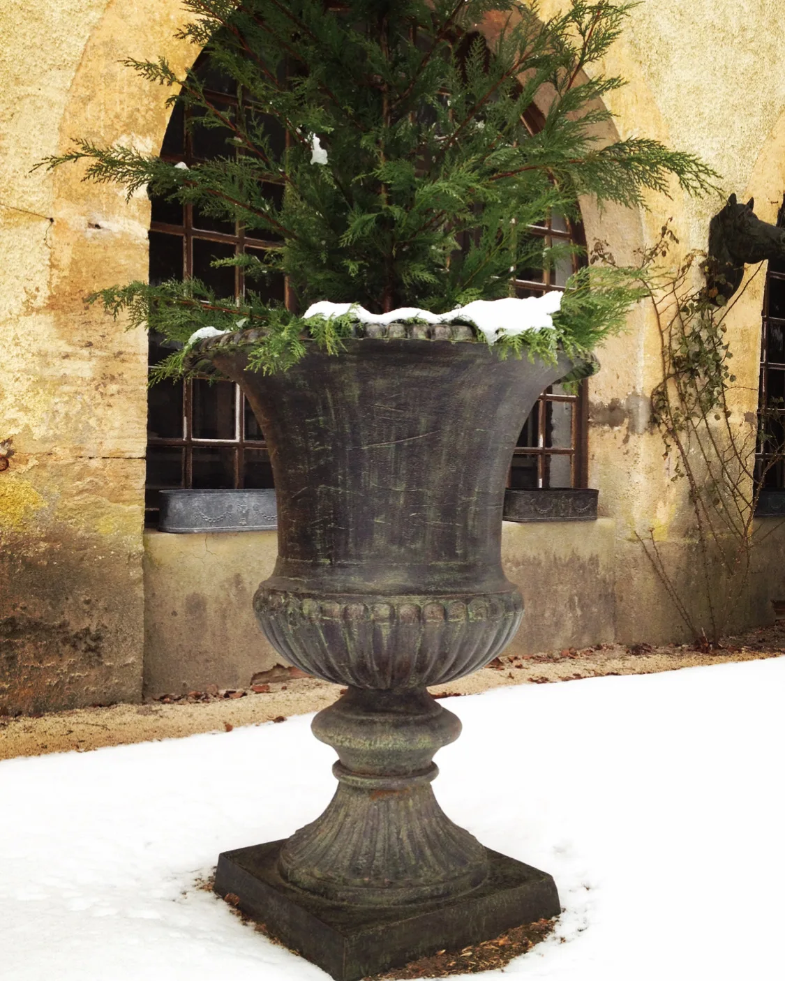 Vase Médicis en fonte