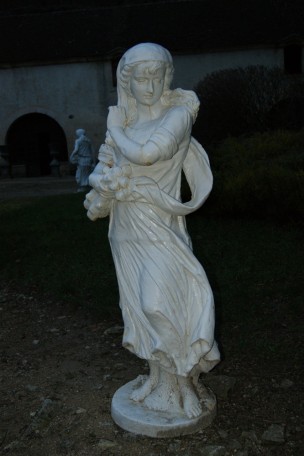 Statue 4 saisons · Blanc 150 cm